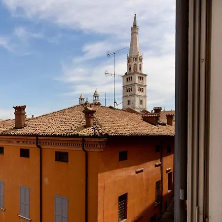 Canalchiaro Apartment *